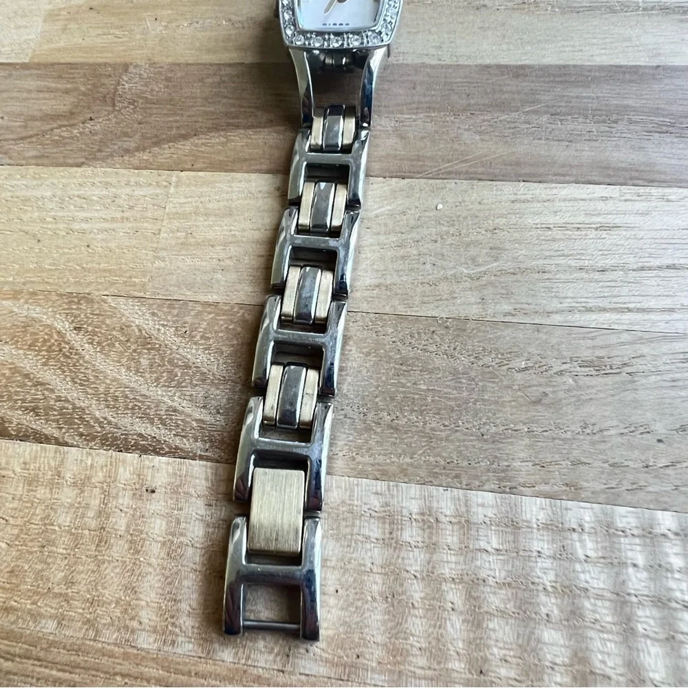 Fossil ladies crystal accented dress bracelet watch NEW BATTERY